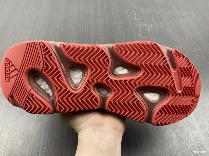 Yeezy Hi-Res HQ6979 Boost 700 Red Adidas 0530